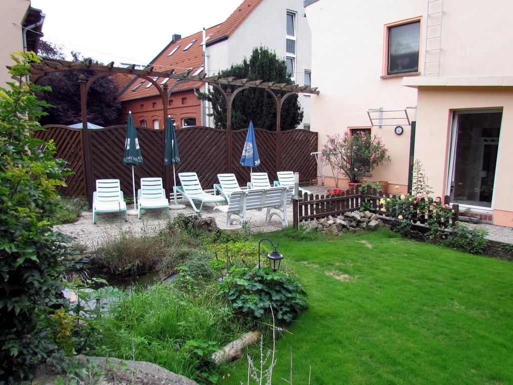 pension&sauna AM LORENZ Calbe Exterior foto